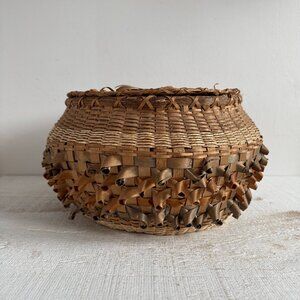 Vintage Curled Woven Basket with Lid